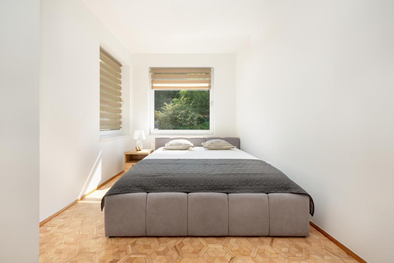 Bright & Spacious Family Apartment In Miedzyzdroje With Parking And 3 Balconies By Noclegi Renters Екстер'єр фото