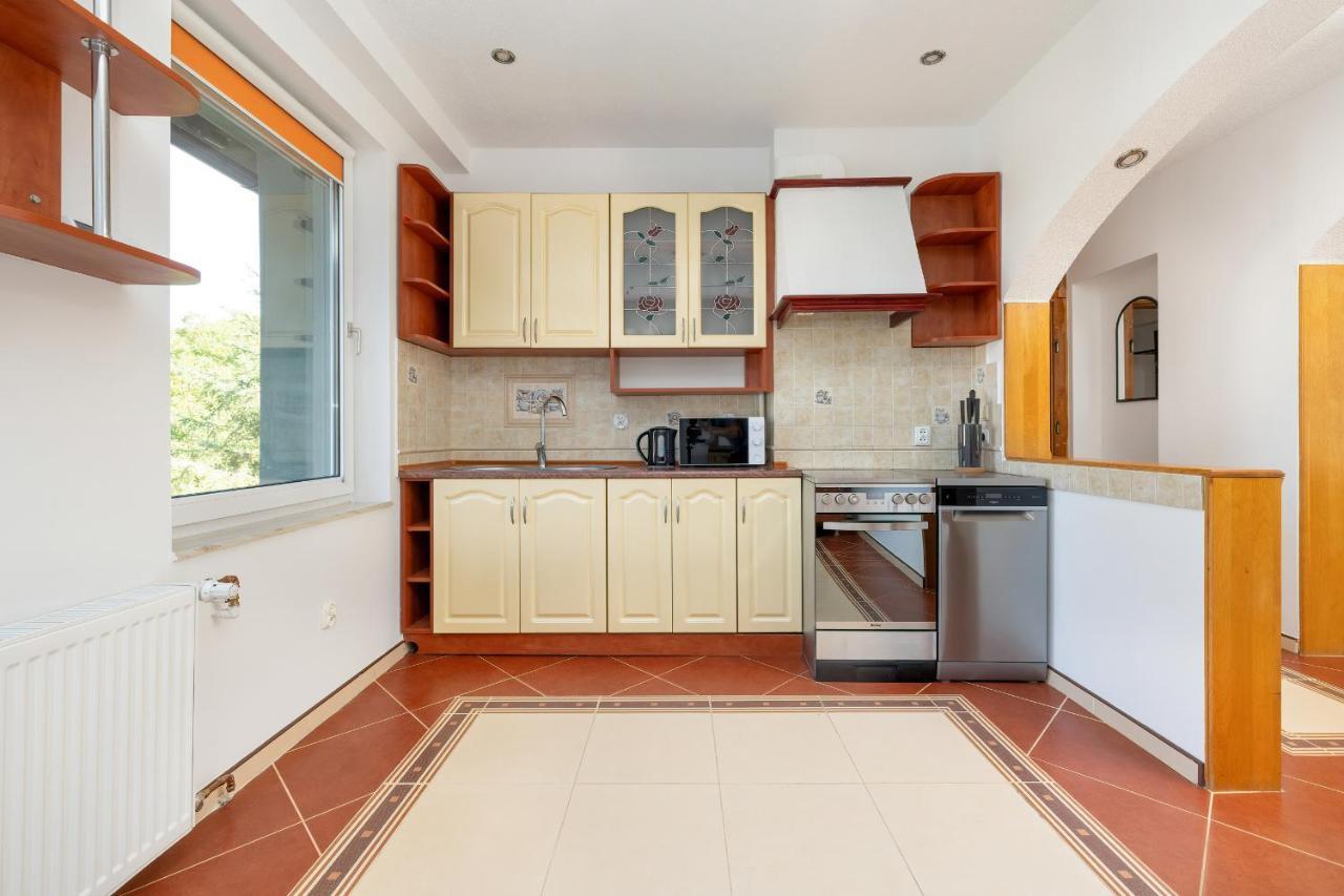 Bright & Spacious Family Apartment In Miedzyzdroje With Parking And 3 Balconies By Noclegi Renters Екстер'єр фото